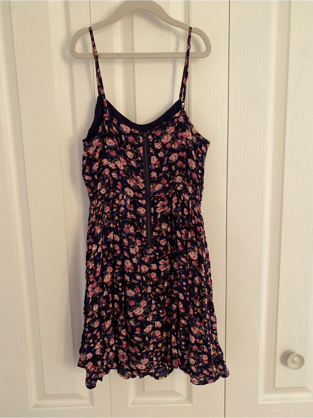 Forever 21 Navy Floral Spaghetti Strap Dress